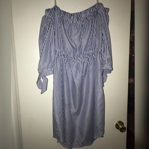 Last Call ‼️ 8/15 Off Shoulder Striped Dress